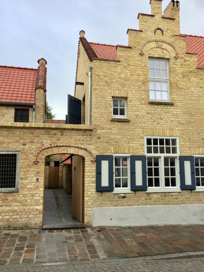 Vis A Vis Villa Nieuwpoort Exteriör bild